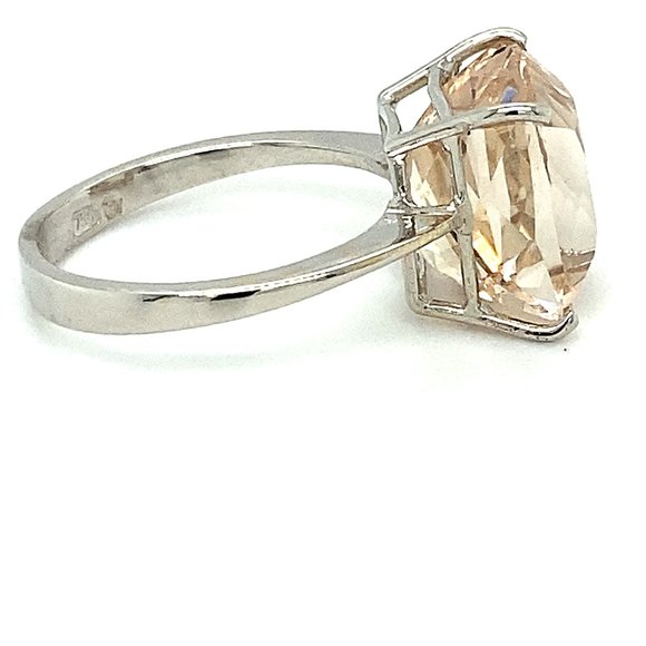 Imperial Topaz 11.17ct Solid 18K White Gold Ring - Picture 6 of 9